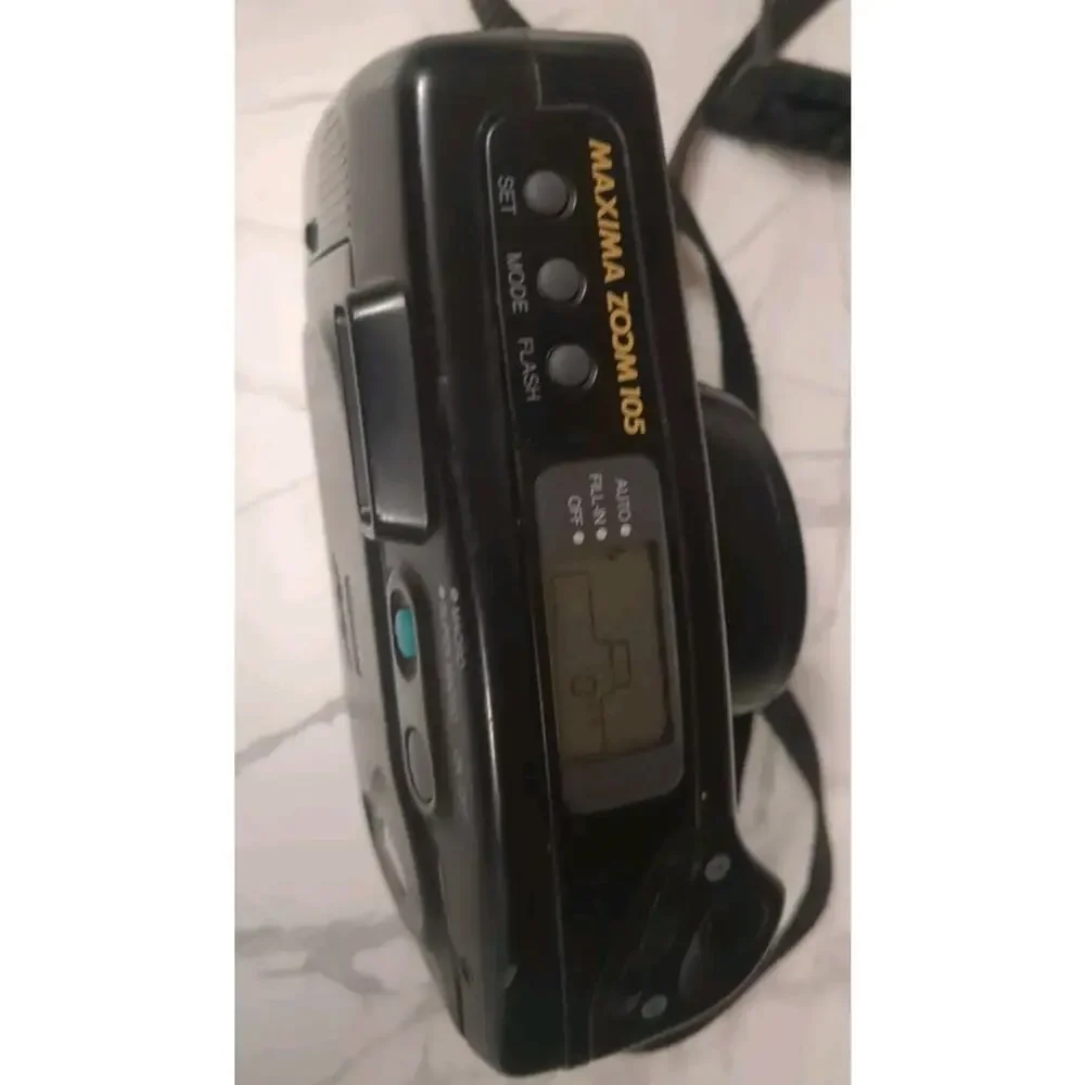 Samsung Maxima Zoom 105 35mm Film Camera 38-105mm Macro Lens Tested And Works.